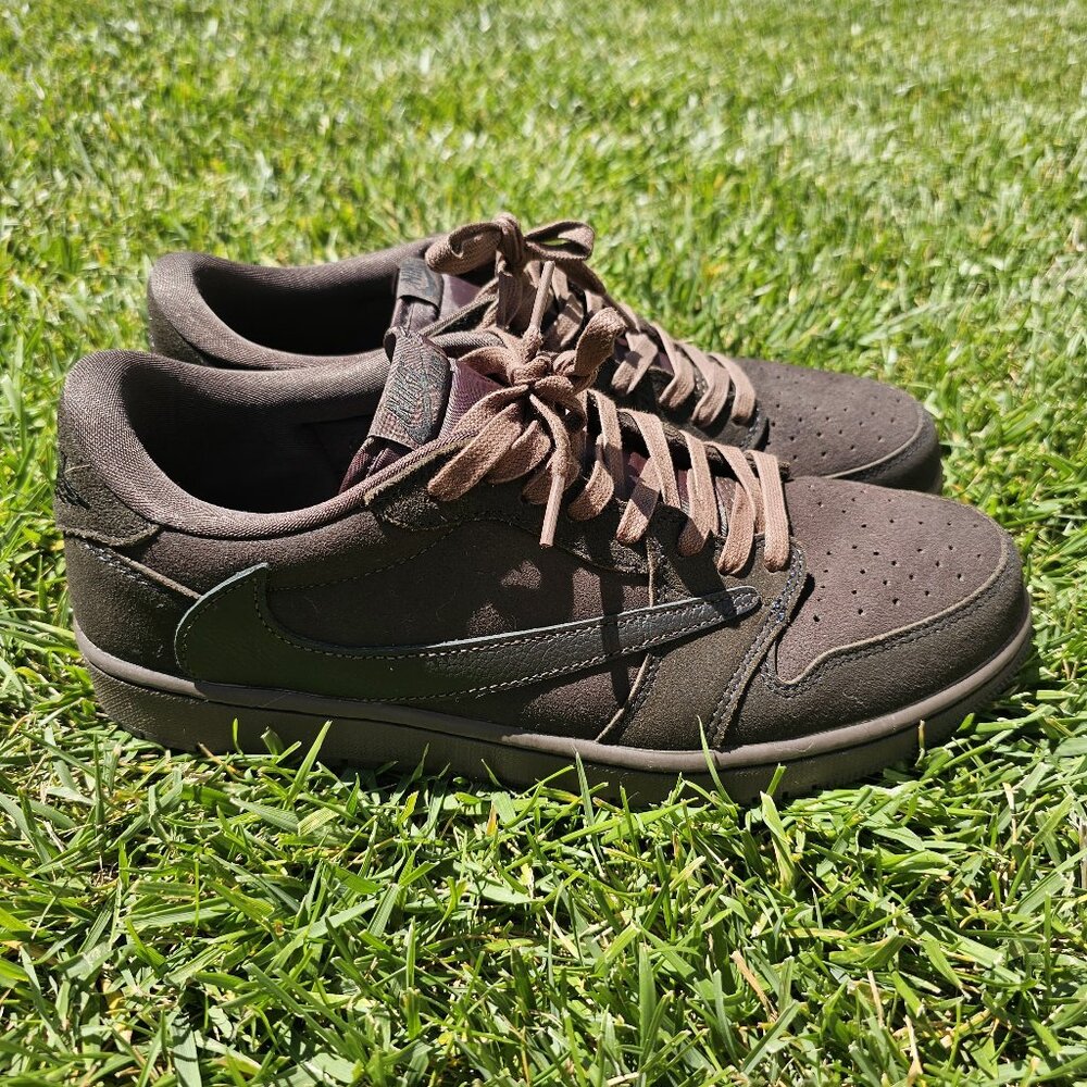 Jordan 1 Travis Scott - Velvet Brown - Size 13